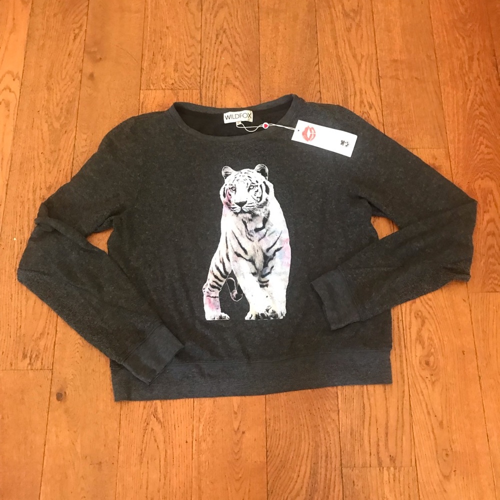 charcoal grey cozy pullover with tiger on front🐅
